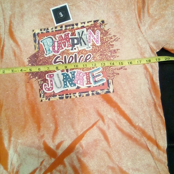 Pumpkin Spice Lovers Tee NWT - Picture 7 of 9